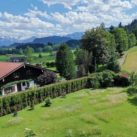 Alpin Chic - Stilvolle Ferienwohnung Nahe Oberstdorf Fuer 8 Personen Apartamento Bolsterlang